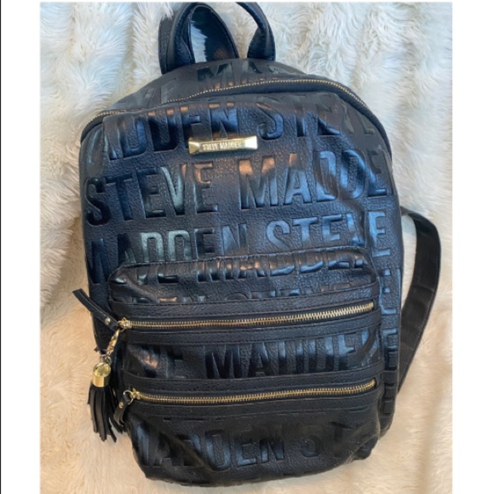 Steve Madden Faux Leather Signature pattern Black LG Backpack & Wallet bag